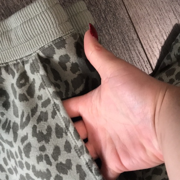 American Eagle Sweatpants - Picture 2 of 3